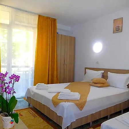 Szálloda Sanda 2*