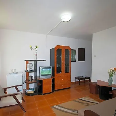 Szálloda Sanda 2*